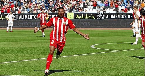 El exjugador del Almería volverá a la Liga. El exjugador del Almería volverá a la Liga.