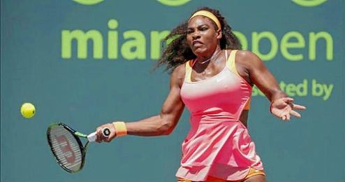 El récord lo tiene Steffi Graf con 186 semanas. El récord lo tiene Steffi Graf con 186 semanas.