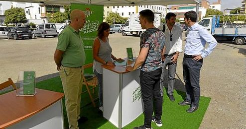 "Es el momento de hacer negocio, aunque algunos están vendiendo al mejor postor", desvela un titular "Es el momento de hacer negocio, aunque algunos están vendiendo al mejor postor", desvela un titular