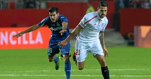 Vitolo se va de Víctor Rodríguez en el Sevilla-Getafe. Vitolo se va de Víctor Rodríguez en el Sevilla-Getafe.
