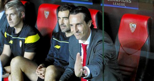 Unai Emery se vio superado por el City. Unai Emery se vio superado por el City.