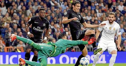El guardameta costarricense Keylor Navas está siendo el jugador más destacado de la plantilla madridista durante este inicio de temporada, respondiendo con creces a las expectativas. El guardameta costarricense Keylor Navas está siendo el jugador más destacado de la plantilla madridista durante este inicio de temporada, respondiendo con creces a las expectativas.
