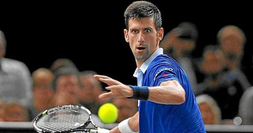 Djokovic se ha impuesto en las semifinales de París a Wawrinka. Djokovic se ha impuesto en las semifinales de París a Wawrinka.