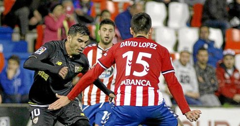 El Sevilla cayó derrotado en el amistoso ante el Lugo. El Sevilla cayó derrotado en el amistoso ante el Lugo.