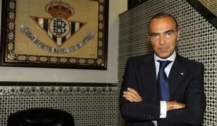 Luis Oliver, durante los días posteriores a la compra de las acciones de Lopera. Luis Oliver, durante los días posteriores a la compra de las acciones de Lopera.