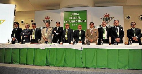 Imagen de la pasada Junta General Extraordinaria de Accionistas del Betis. Imagen de la pasada Junta General Extraordinaria de Accionistas del Betis.