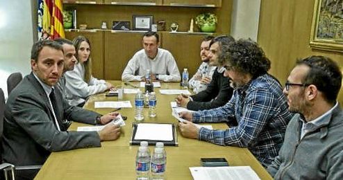 Foto de la reunión celebrada entre el Ayuntamiento y Regeneración ECF. Foto de la reunión celebrada entre el Ayuntamiento y Regeneración ECF.