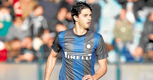 Ranocchia tiene muchos pretendientes. Ranocchia tiene muchos pretendientes.