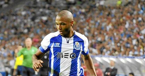 El fichaje de Brahimi por el Oporto, también en el punto de mira. El fichaje de Brahimi por el Oporto, también en el punto de mira.