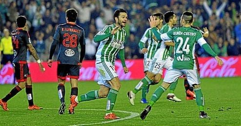 Jorge Molina evitó con su gol la quinta derrota seguida en el Villamarín, algo jamás visto. Jorge Molina evitó con su gol la quinta derrota seguida en el Villamarín, algo jamás visto.