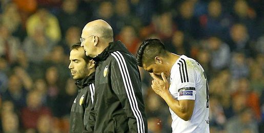 Enzo Pérez se retira lesionado. Enzo Pérez se retira lesionado.