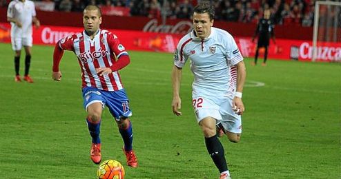 Konoplyanka fue un quebradero de cabeza para el Sporting. Konoplyanka fue un quebradero de cabeza para el Sporting.