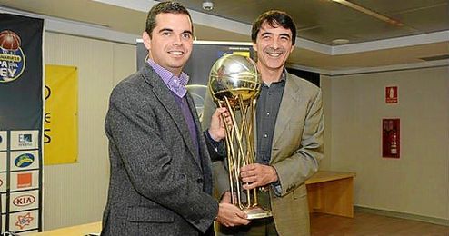 Recordó que esta es la primera vez que "se han agotado los abonos en seis días". Recordó que esta es la primera vez que "se han agotado los abonos en seis días".
