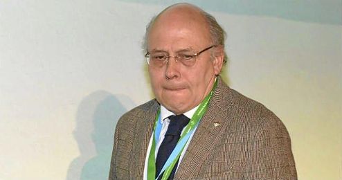 "Este Consejo de Administración ha dado prioridad absoluta a la faceta deportiva". "Este Consejo de Administración ha dado prioridad absoluta a la faceta deportiva".