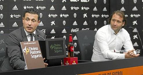 También salieron del Valencia en el año 2015 jugadores como Filipe Augusto y el guardameta Yoel. También salieron del Valencia en el año 2015 jugadores como Filipe Augusto y el guardameta Yoel.