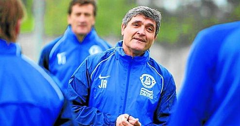 El ex sevillista Juande Ramos está en paro desde que abandonó el Dnipro en mayo de 2014. El ex sevillista Juande Ramos está en paro desde que abandonó el Dnipro en mayo de 2014.