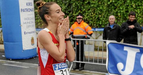 García-Caro es una de las jóvenes promesas de atletismo nacional. García-Caro es una de las jóvenes promesas de atletismo nacional.
