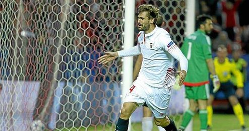 Llorente celebra, de manera contenida por respeto, el gol de la victoria ante la Juventus. Llorente celebra, de manera contenida por respeto, el gol de la victoria ante la Juventus.