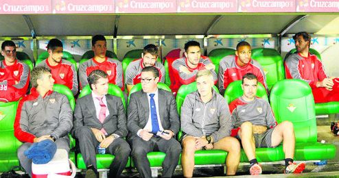Jugadores como Escudero o N´Zonzi podría debutar hoy en un derbi. Jugadores como Escudero o N´Zonzi podría debutar hoy en un derbi.