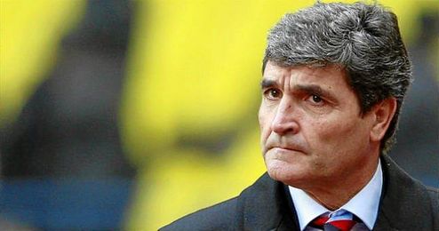 En la imagen, Juande Ramos dirigiendo un partido del Dnipro. En la imagen, Juande Ramos dirigiendo un partido del Dnipro.