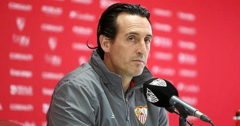 Unai Emery, en la sala de prensa donde habló del derbi ante el Betis. Unai Emery, en la sala de prensa donde habló del derbi ante el Betis.