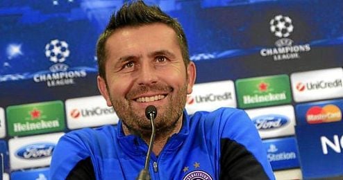 En la imagen, el ex jugador verdiblanco Nenad Bjeliça en una rueda de prensa. En la imagen, el ex jugador verdiblanco Nenad Bjeliça en una rueda de prensa.