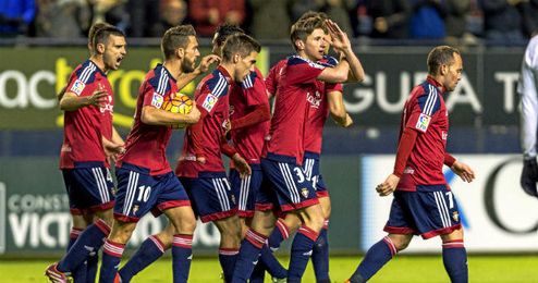 Osasuna está este año en la parte alta de la Segunda División Osasuna está este año en la parte alta de la Segunda División