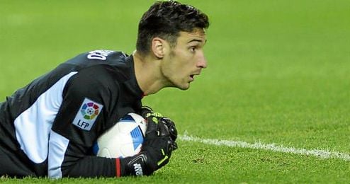 Rico ha disputado 61 encuentros con el Sevilla desde que debutará contra el Getafe el 14 de septiembre de 2014. Rico ha disputado 61 encuentros con el Sevilla desde que debutará contra el Getafe el 14 de septiembre de 2014.