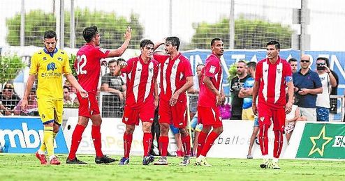 Firmó 14 goles en su última temporada con el filial. Firmó 14 goles en su última temporada con el filial.