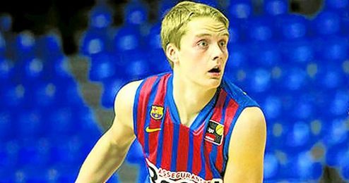 El base sueco Hakanson aterrizó anoche en la capital hispalense para suplir a Jermaine Anderson. El base sueco Hakanson aterrizó anoche en la capital hispalense para suplir a Jermaine Anderson.
