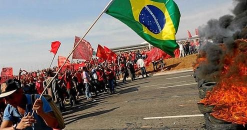 El acuerdo que propone la fiscalía ya fue suscrito en diciembre por el Corinthians a raíz de un proceso que se abrió contra el club albinegro. El acuerdo que propone la fiscalía ya fue suscrito en diciembre por el Corinthians a raíz de un proceso que se abrió contra el club albinegro.