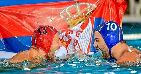 Hungría logró este sábado la medalla de bronce tras derrotar por 13-10 a Grecia en la final de consolación. Hungría logró este sábado la medalla de bronce tras derrotar por 13-10 a Grecia en la final de consolación.