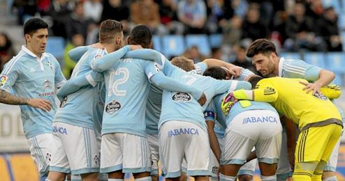 El equipo céltico lamenta el empate. El equipo céltico lamenta el empate.