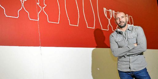 Monchi posa para ESTADIO Deportivo en el Sánchez Pizjuán. Monchi posa para ESTADIO Deportivo en el Sánchez Pizjuán.