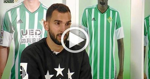 Montoya: "Hacía tiempo que no vivía una sensación como la de escuchar el himno a capela" Montoya: "Hacía tiempo que no vivía una sensación como la de escuchar el himno a capela"