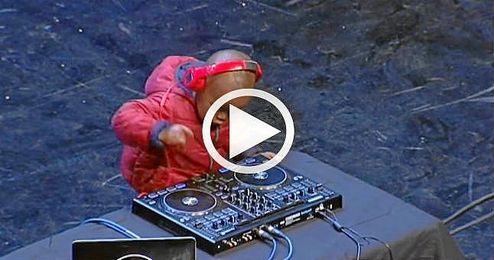El discjockey de 3 años que revoluciona las redes El discjockey de 3 años que revoluciona las redes