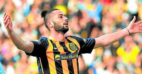 Larrondo ha recuperado su mejor versión en el continente americano. Larrondo ha recuperado su mejor versión en el continente americano.