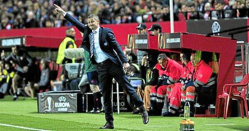Solskjaer, en el partido ante el Sevilla en el Sánchez Pizjuán. Solskjaer, en el partido ante el Sevilla en el Sánchez Pizjuán.