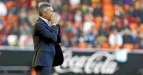 Escribá califica el partido ante el Sevilla de "el más importante".º Escribá califica el partido ante el Sevilla de "el más importante".º
