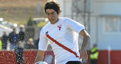Carlos Fernández fue protagonista con su doblete. Carlos Fernández fue protagonista con su doblete.