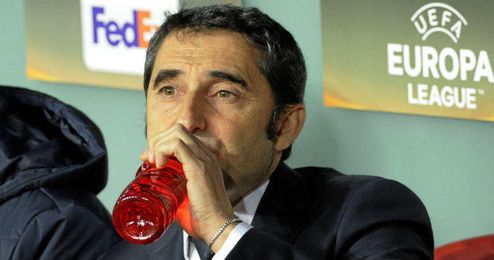 Ernesto Valverde podrá contar con Aduriz pese a que sigue "con molestias". Ernesto Valverde podrá contar con Aduriz pese a que sigue "con molestias".