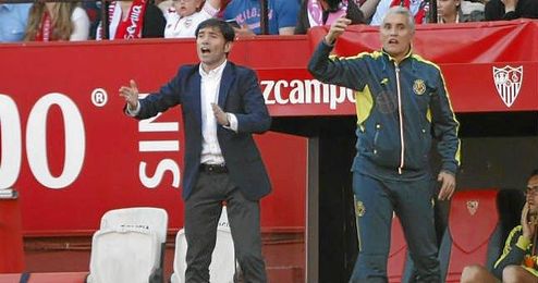 Marcelino, en la banda del Sánchez Pizjuán. Marcelino, en la banda del Sánchez Pizjuán.