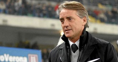 Mancini se descarta para hacerse con las riendas de la selección italiana. Mancini se descarta para hacerse con las riendas de la selección italiana.