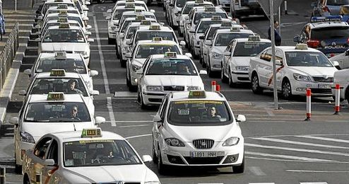 Pedir un taxi será, desde ahora, una tarea más sencilla gracias a Google Maps. Pedir un taxi será, desde ahora, una tarea más sencilla gracias a Google Maps.