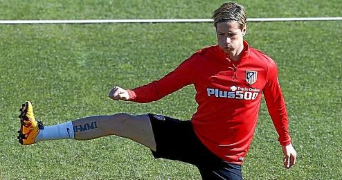 Fernando Torres ya se ejercitó con el grupo. Fernando Torres ya se ejercitó con el grupo.