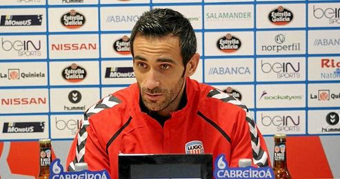 De Coz en rueda de prensa. De Coz en rueda de prensa.