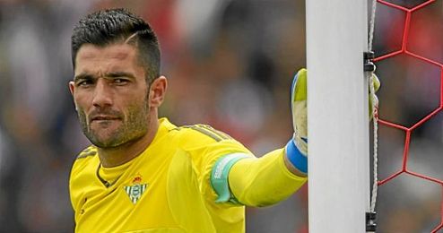 Adán cometió errores en los partidos contra el Málaga y el Atlético de Madrid impropios de él. Adán cometió errores en los partidos contra el Málaga y el Atlético de Madrid impropios de él.