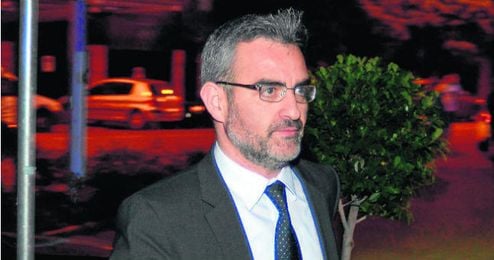 El director deportivo valenciano se marchará con un amplio respaldo social El director deportivo valenciano se marchará con un amplio respaldo social