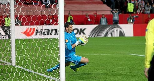 Soria atrapó el penalti lanzado por Beñat. Soria atrapó el penalti lanzado por Beñat.