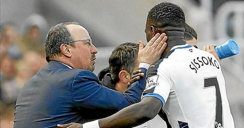 Sissoko hizo el tanto del triunfo para el Newcastle. Sissoko hizo el tanto del triunfo para el Newcastle.